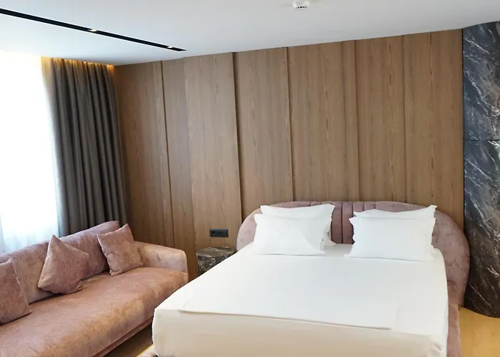 Arbnor Boutique 4*