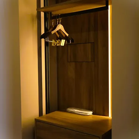 Arbnor Boutique 4* 地拉那